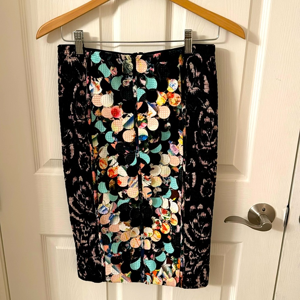 Anthropologie Byron Lars Paillete Pencil skirt, size 2 NWOT - Picture 2 of 4